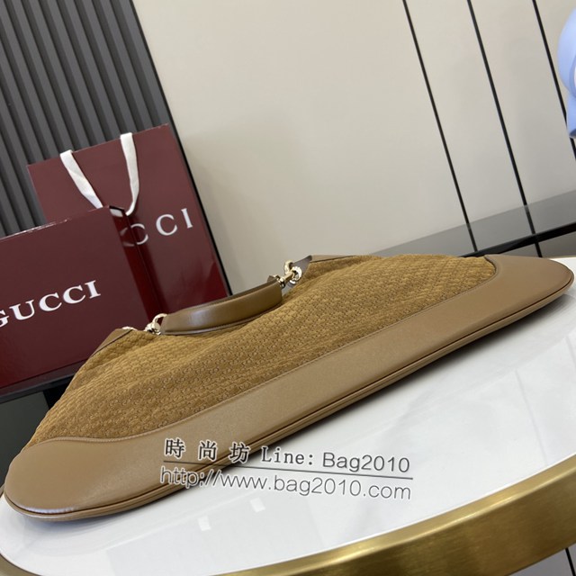 Gucci專櫃古馳最新款Body雙鎖扣中號肩背包 jh2038型號：815924